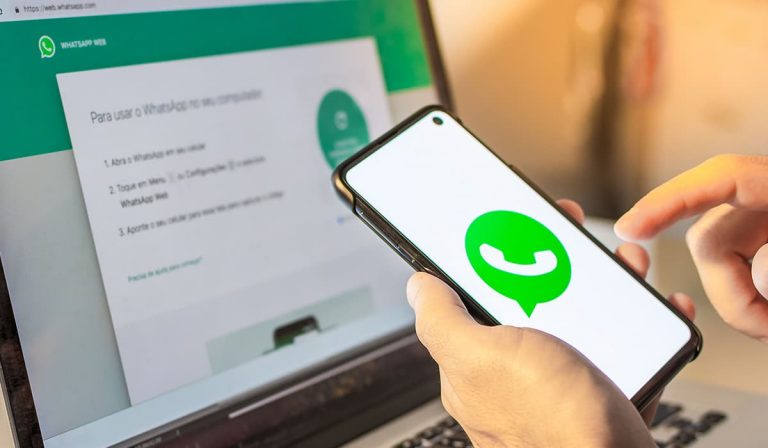 How to use WhatsApp Web with iPhone