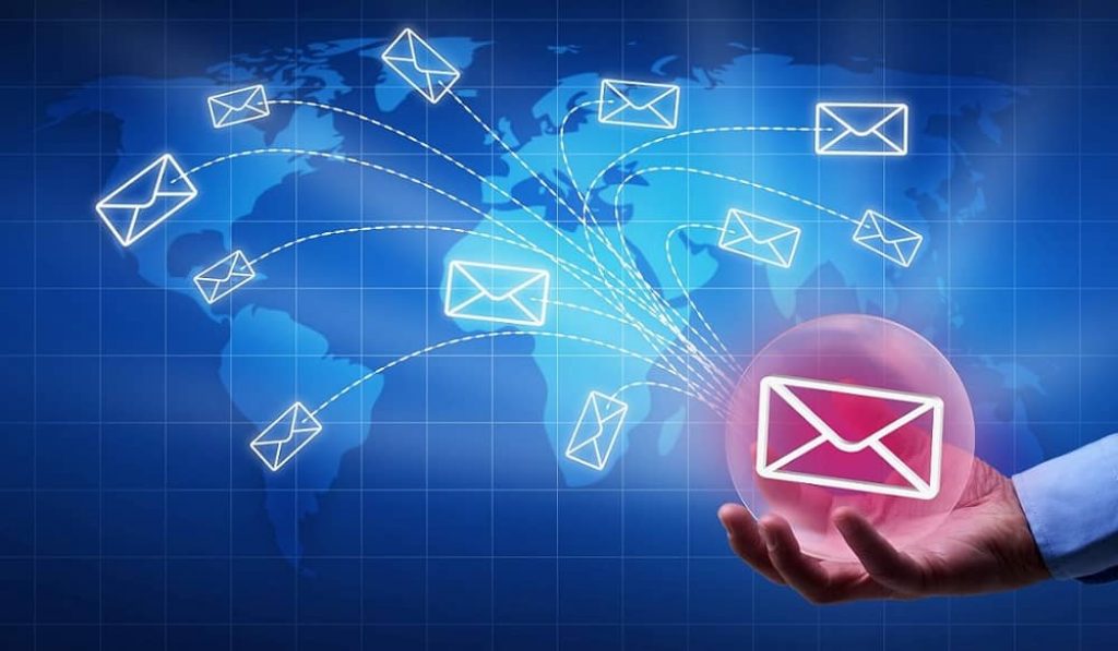How to create a distribution list in Outlook