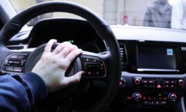 Car jerks when driving: Possible causes and solutions