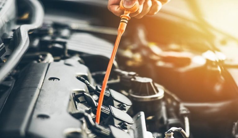Read more about the article How to check Oil Level in car & top up oil