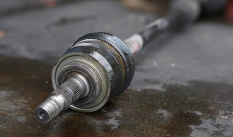 Identify bad drive shaft Symptoms and the Causes